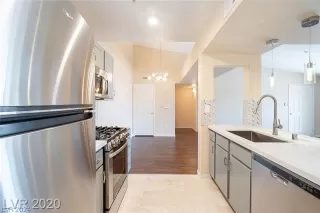 Photo #6: 2593067 Listing 