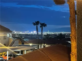 Photo #1: 2593081 Listing