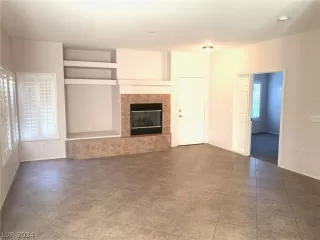 Photo #5: 2593092 Listing 