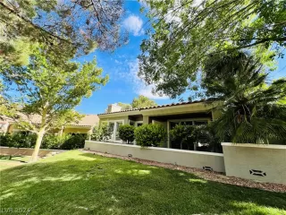 Photo #2: 2593106 Listing 