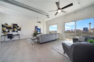 Photo #2: 2593107 Listing