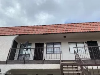 Photo #1: 2593113 Listing 