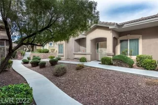 Photo #1: 2593139 Listing 