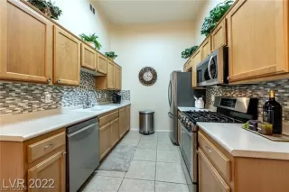 Photo #5: 2593139 Listing 