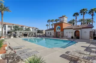 Photo #1: 2593143 Listing