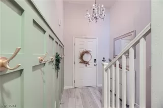 Photo #4: 2593198 Listing