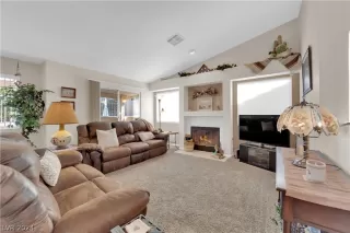 Photo #5: 2593227 Listing 