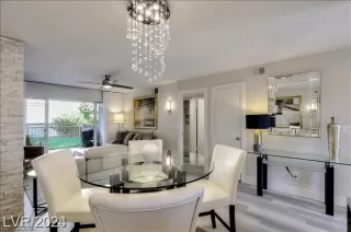 Photo #4: 2593233 Listing 