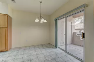 Photo #6: 2593295 Listing