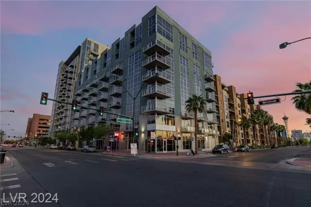 MLS: 2593316 Condo For Sale