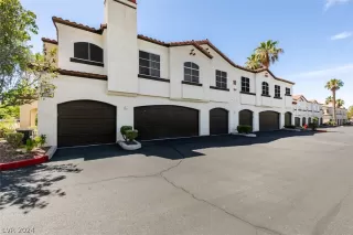 Photo #2: 2593325 Listing 