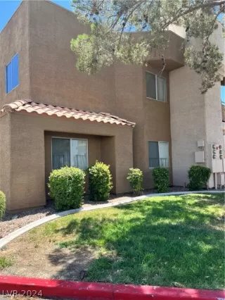 Photo #1: 2593330 Listing 