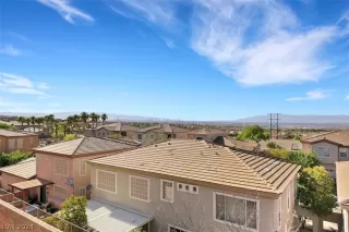 Photo #3: 2593350 Listing 