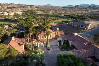 Photo #3: 2593364 Listing 