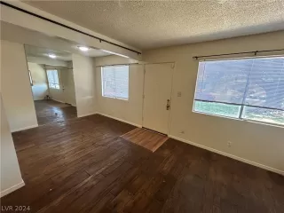 Photo #4: 2593369 Listing 