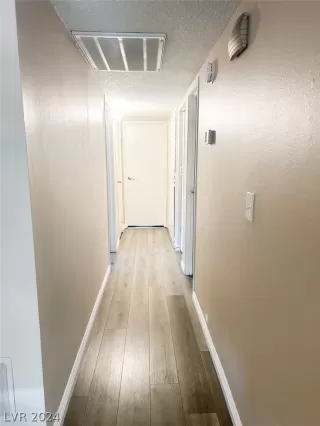 Photo #1: 2593376 Listing 