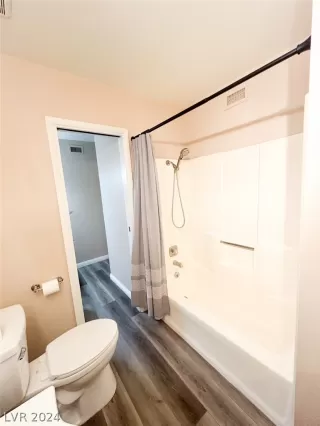 Photo #2: 2593376 Listing 