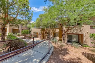 Photo #3: 2593401 Listing 