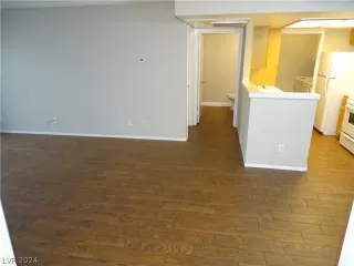 Photo #3: 2593414 Listing 