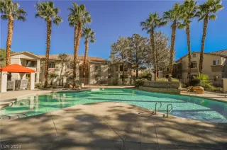 Photo #1: 2593439 Listing