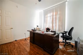 Photo #4: 2593439 Listing