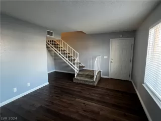 Photo #3: 2593445 Listing 