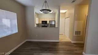 Photo #3: 2593481 Listing