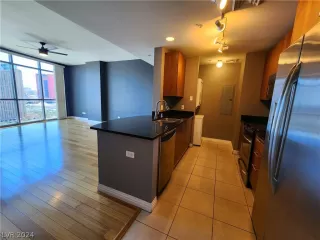 Photo #4: 2593493 Listing 