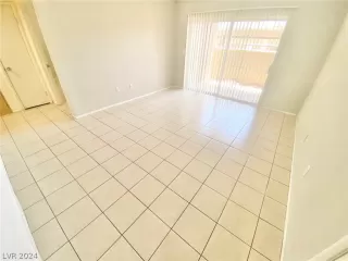 Photo #6: 2593502 Listing 