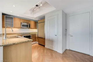 Photo #4: 2593505 Listing