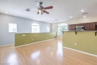 Photo #3: 2593511 Listing