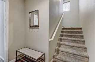 Photo #3: 2593521 Listing