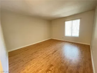 Photo #3: 2593523 Listing 