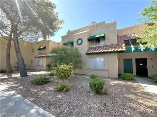 Photo #1: 2593529 Listing 