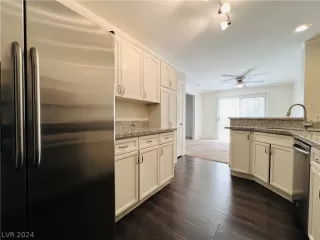 Photo #6: 2593588 Listing 