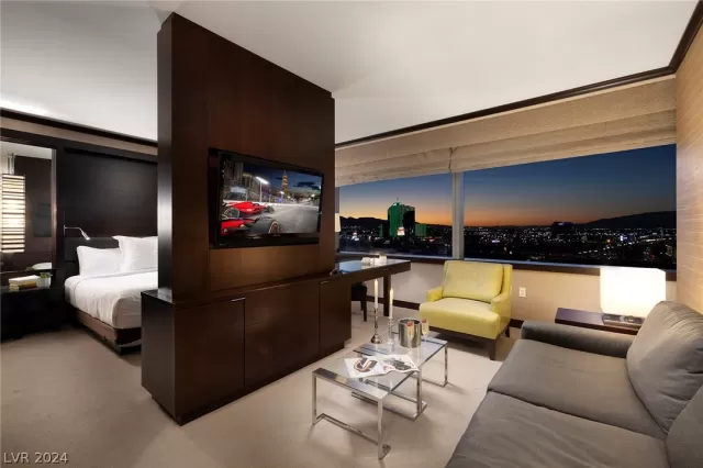 MLS: 2593650 Condo For Sale