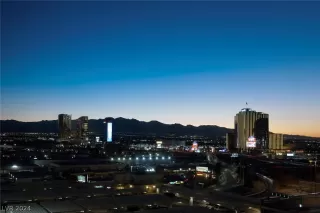 Photo #4: 2593650 Listing