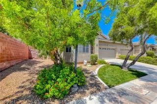 Photo #1: 2593656 Listing