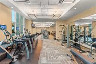 Photo #2: 2593667 Listing