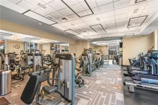 Photo #3: 2593680 Listing