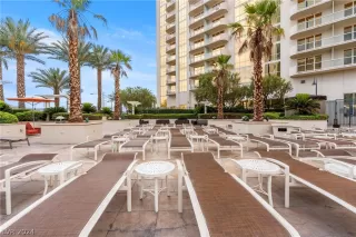 Photo #5: 2593680 Listing