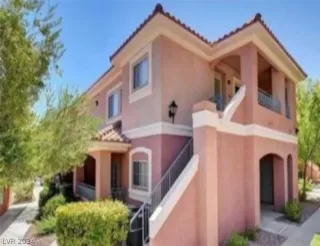 Photo #1: 2593717 Listing 