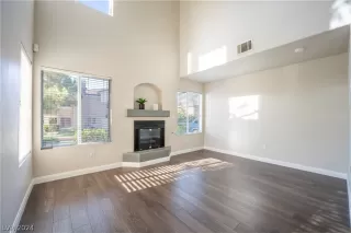 Photo #5: 2593731 Listing 