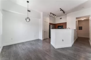 Photo #5: 2593771 Listing