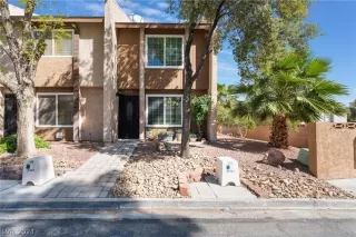 Photo #5: 2593779 Listing 