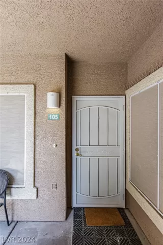 Photo #2: 2593785 Listing 