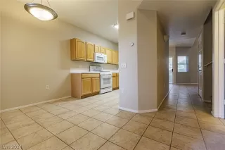 Photo #4: 2593785 Listing 