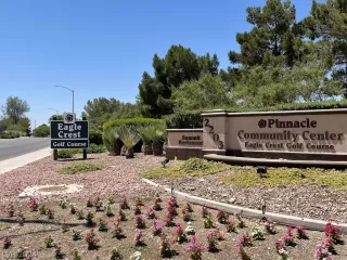 Photo #4: 2593789 Listing