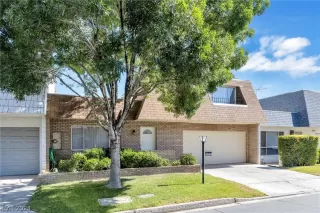 Photo #1: 2593793 Listing