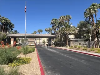 Photo #1: 2593801 Listing